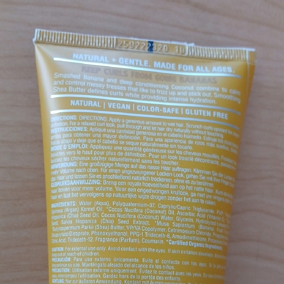 Be Care Love Superfoods Smashed Banana Coconut Cream Leave-In Curl Cream - Picture 5 of 7